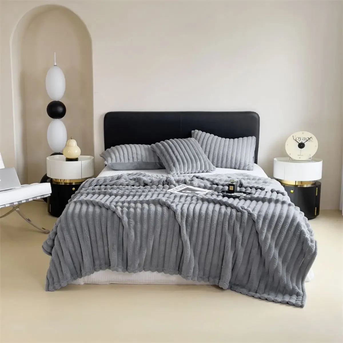 Solid Color Thickened Wide Striped Blanket